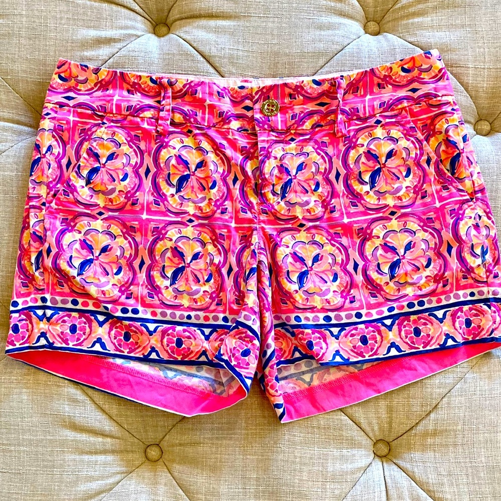 EUC Lilly Pulitzer size 6 shorts